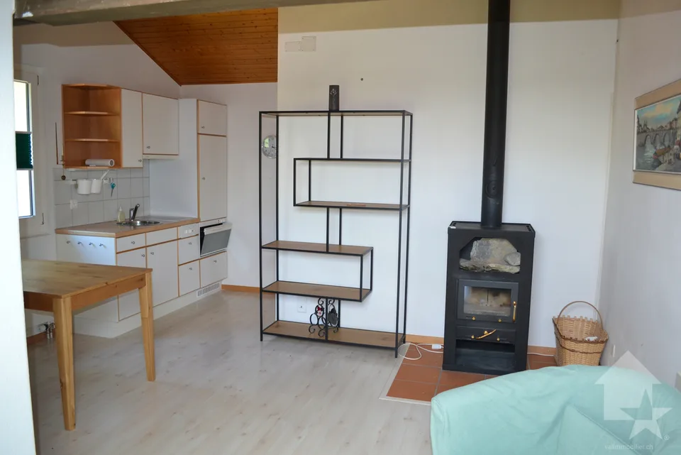 2,5-Zimmer-Wohnung von 42 m2 im Dachgeschoss mit Blick auf die Alpen