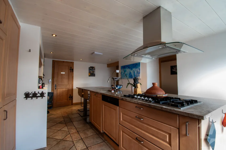 Val-d'Illiez, magnifique chalet de 3 logements – photo 12 sur 13