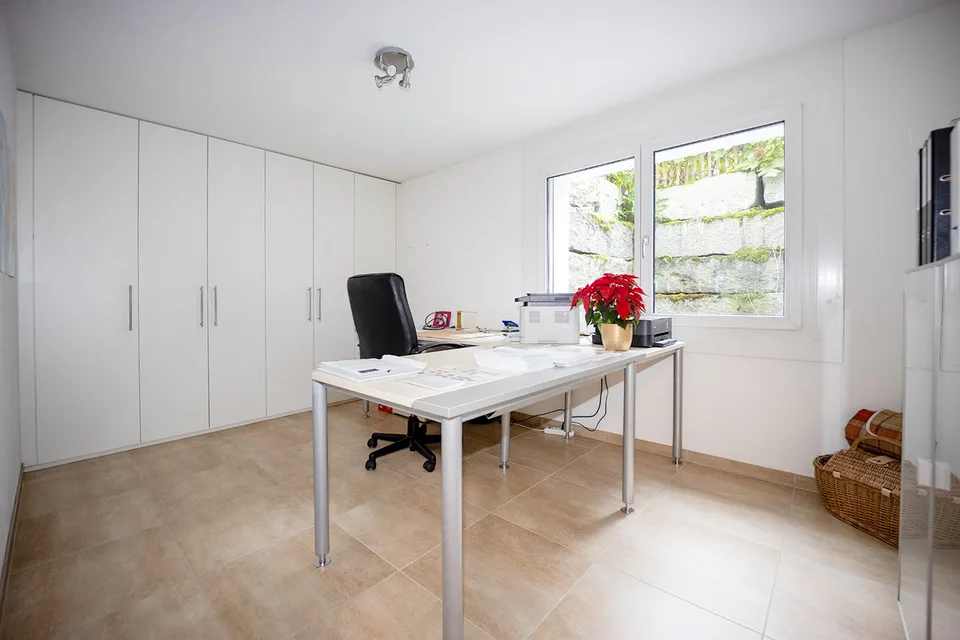 VENDU - Maison individuelle exclusive de 6,5 pièces avec de nombreux détails attrayants – photo 9 sur 12