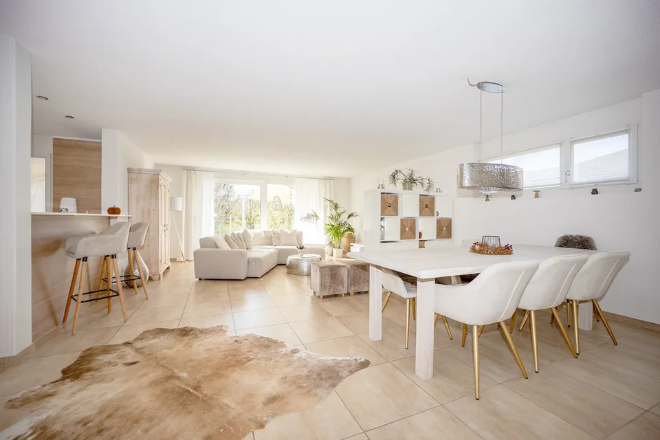 Exclusive 6.5-room single-family house with many attractive details