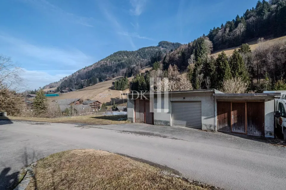 Parcelle constructible avec garage box à Val-d'Illiez
