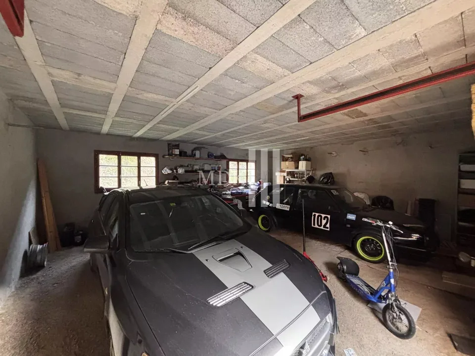 Baugrundstück mit Garagenbox – Foto 6 von 8