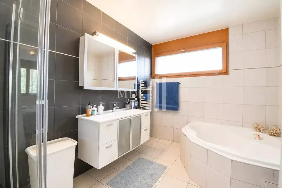 Helles Apartment mit Mezzanin im Duplex – Foto 13 von 13