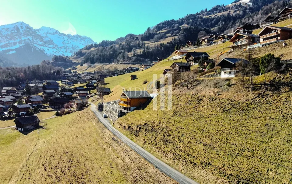 Neues Chalet mit gültiger Baugenehmigung