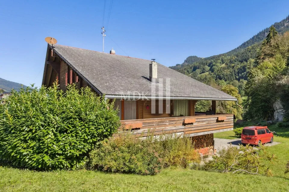 Charmantes Chalet auf einem großen Grundstück