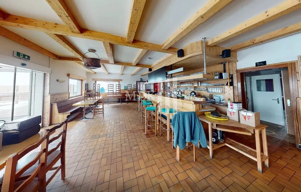 Restaurant/hôtel sur les pistes des Portes-du-Soleil