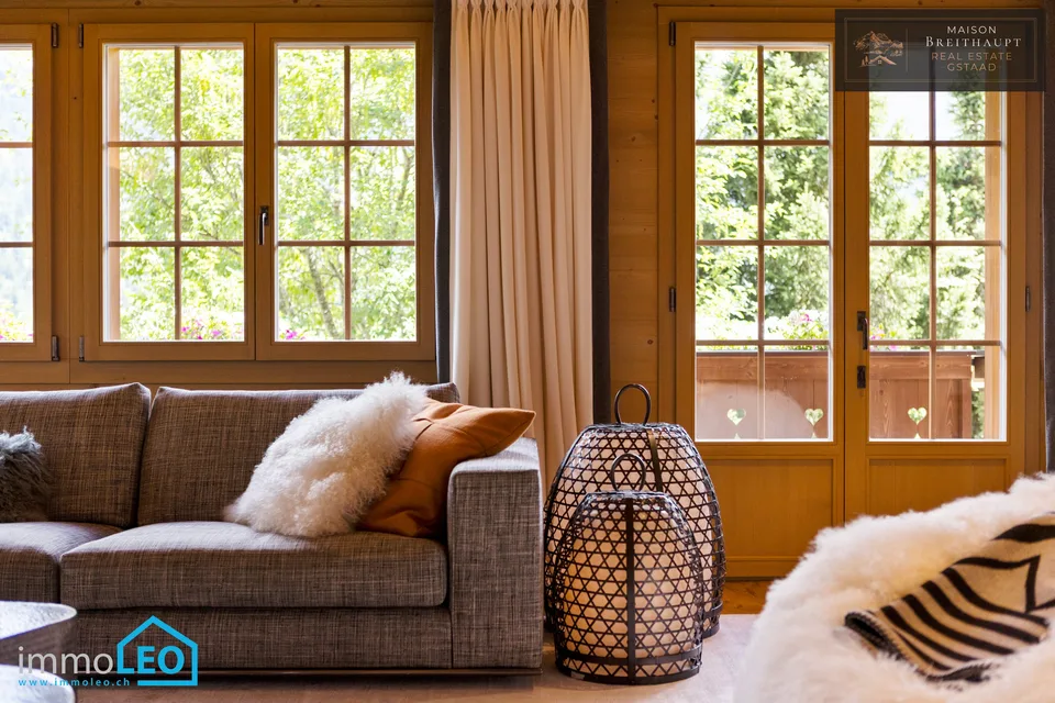 Chalet lussuoso con 5½ camere e vista mozzafiato a Lauenen vicino a Gstaad