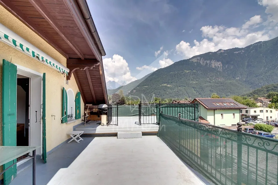 Immeuble rendement 5 lots + terrain à bâtir 4 appartements