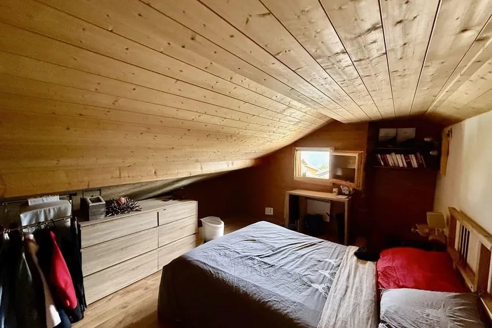 Charmantes halbfreistehendes Dorfhaus mit 4,5 Zimmern in Chermignon d'en Haut, nahe Crans-Montana, Zweitwohnsitz erlaubt