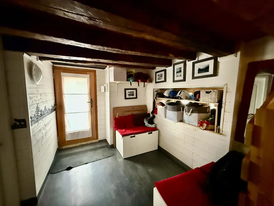 Charmantes halbfreistehendes Dorfhaus mit 4,5 Zimmern in Chermignon d'en Haut, nahe Crans-Montana, Zweitwohnsitz erlaubt