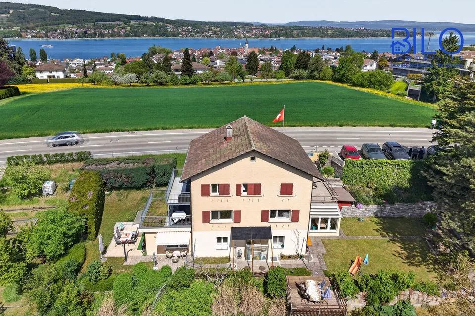 Mehrgenerationen Wohnhaus mit 2'065 m2 Umschwung