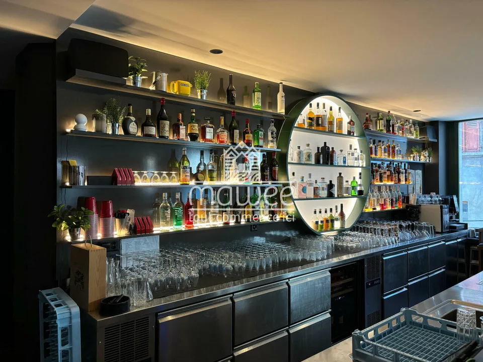 Bar-Restaurant élégant et prestigieux au coeur de Fully !