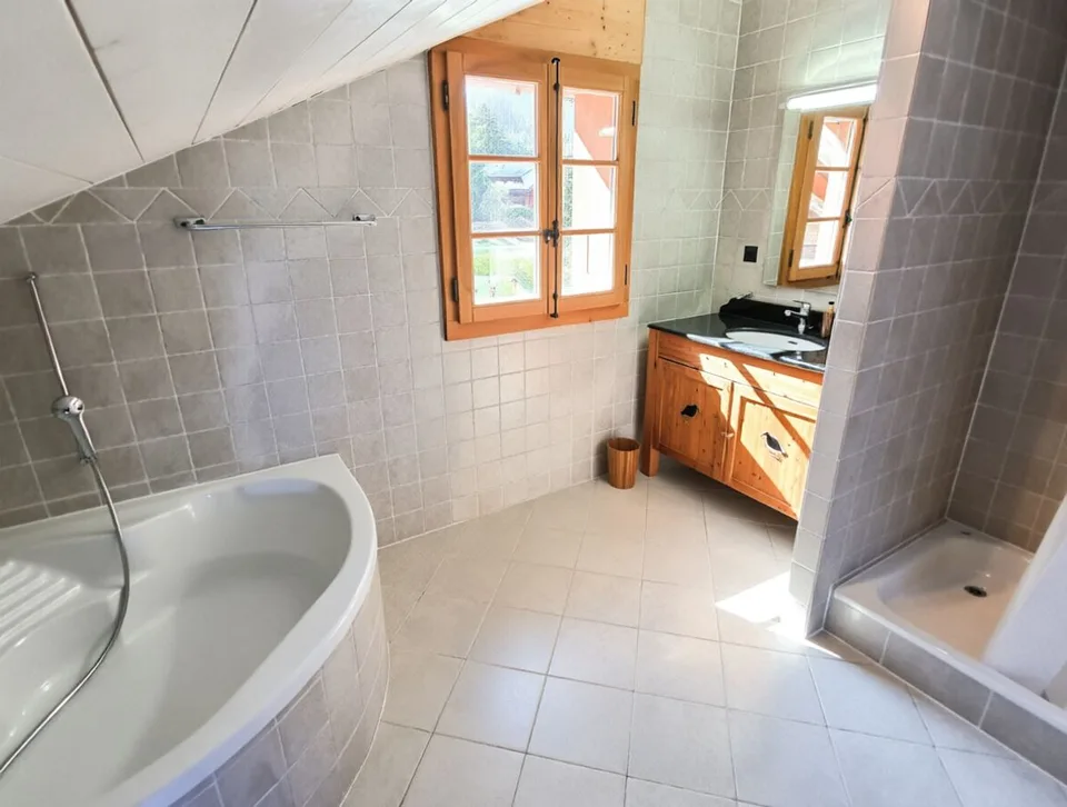 Magnifico appartamento duplex di 6,5 stanze con SPA e piscina – foto 9 di 11