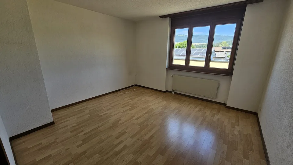 À Bassecourt spacieux attique 7.5 pièces de 170 m² à vendre – photo 11 sur 13