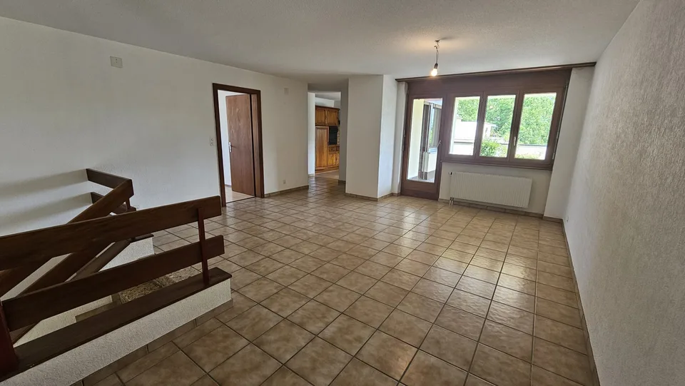 À Bassecourt spacieux attique 7.5 pièces de 170 m² à vendre – photo 9 sur 13