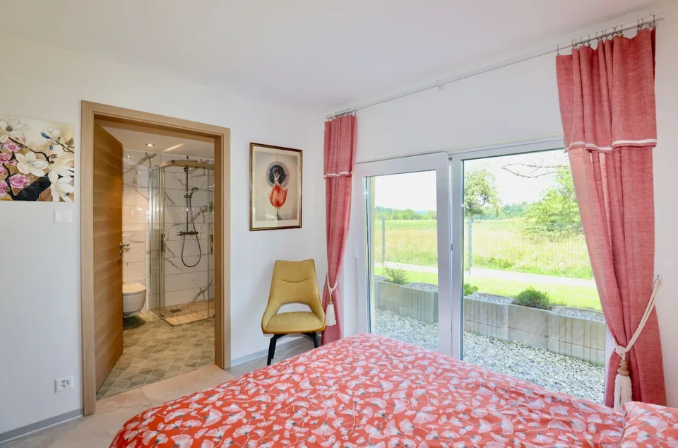Haut standing pour cette villa de 5.5 pièces à Montignez dans le Jura. – photo 11 sur 13