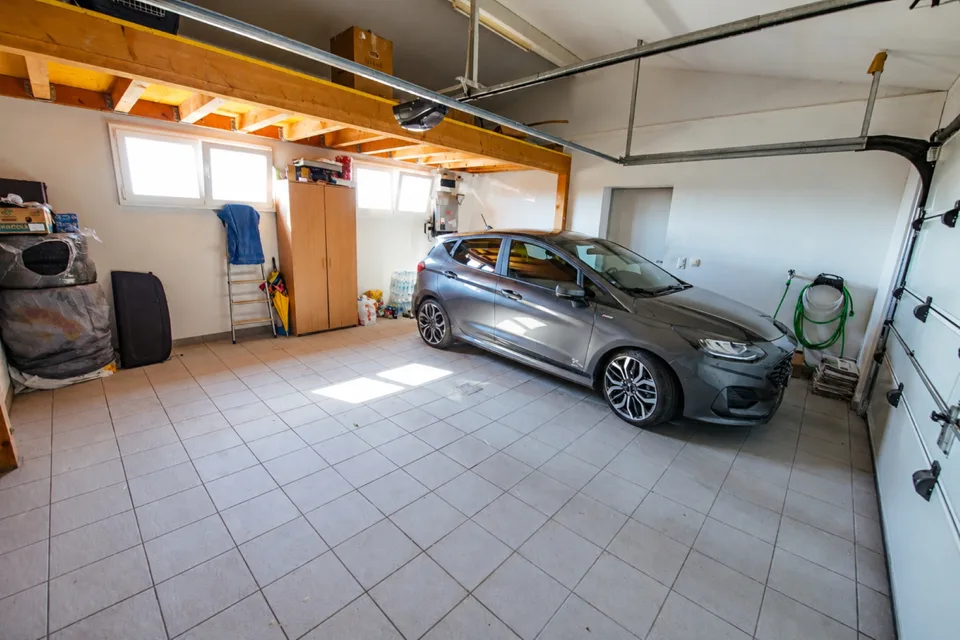 Une maison avec beaucoup d'espace, de la vie privée et une vue de rêve