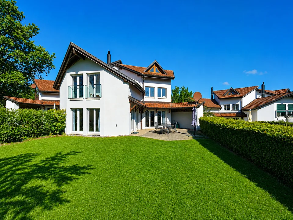 VILLA FAMILIALE-VUE-CONFORT-ESPACE-QUALITE DE VIE-RARE