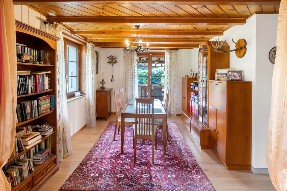 Magnifica villa di 6,5 stanze con ampio terreno ai margini della foresta – foto 8 di 13