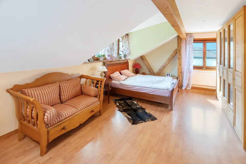 Magnifica villa di 6,5 stanze con ampio terreno ai margini della foresta – foto 11 di 13