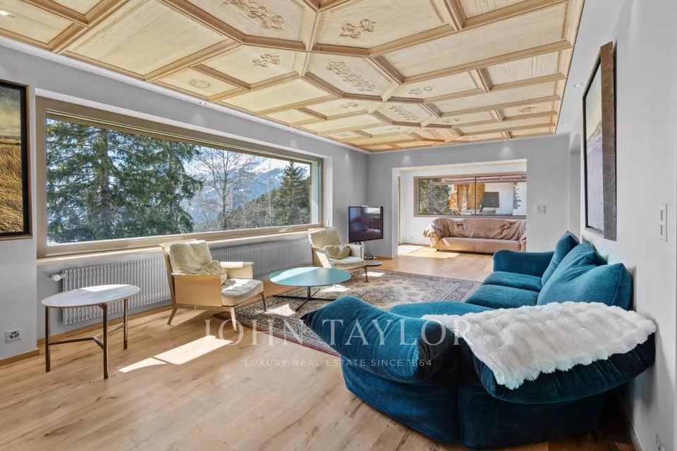 Chalet familial de 10 pièces, avec piscine intérieure et splendide ...