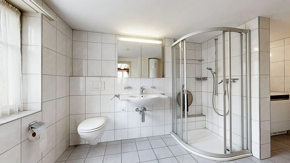 Haus mit viel Nutzfläche, Charme und Potenzial – Foto 6 von 13