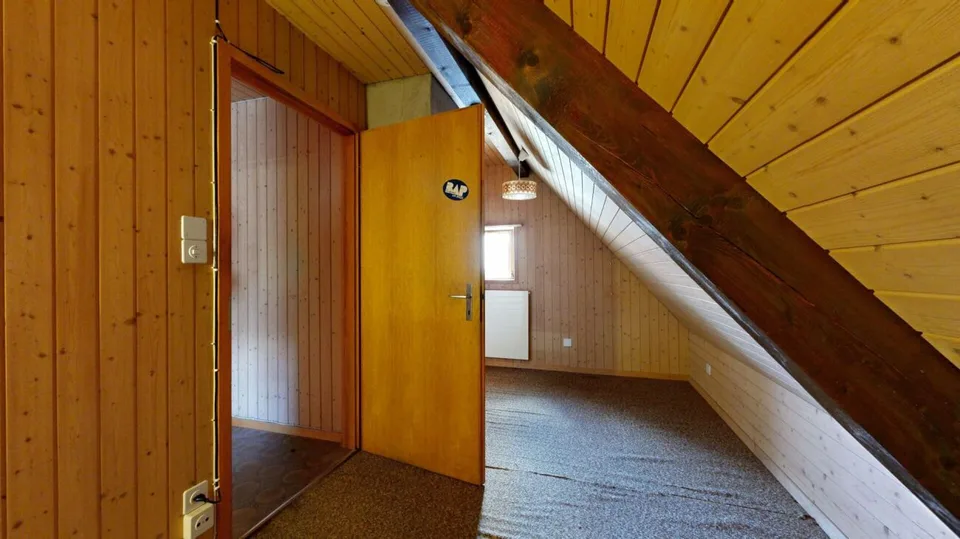 Haus mit viel Nutzfläche, Charme und Potenzial – Foto 10 von 13