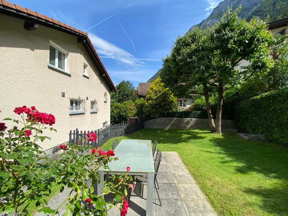 Casa unifamiliare per famiglie con vista sulle montagne a Erstfeld