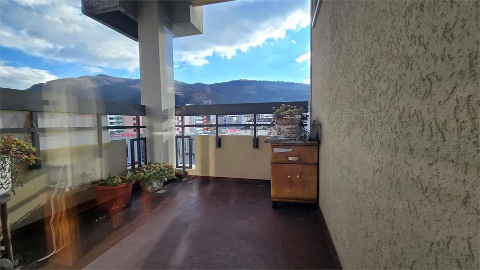 Büro/Wohnung, 3.5 Zimmer in Chiasso zu verkaufen
