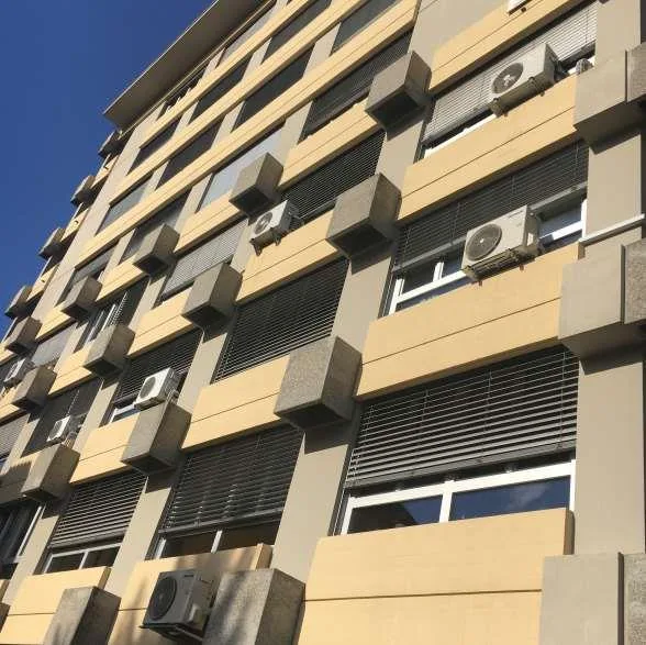 Büro/Wohnung, 3.5 Zimmer in Chiasso zu verkaufen