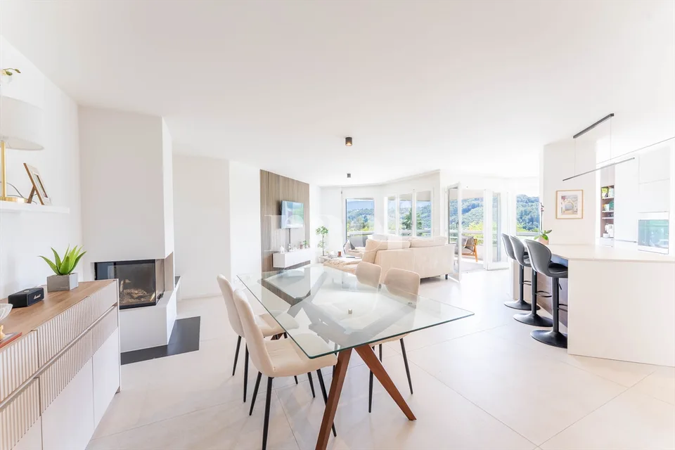 Appartement de 4.5 pièces en attique avec balcon à vendre à Marly