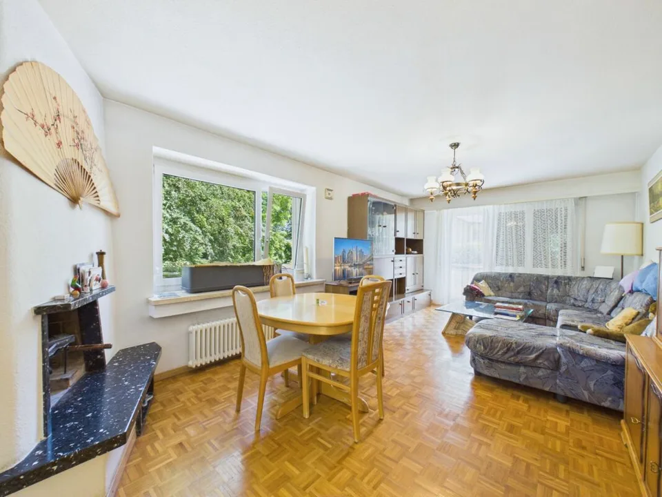 Gemütliche 4.5 Zimmer Wohnung im EG