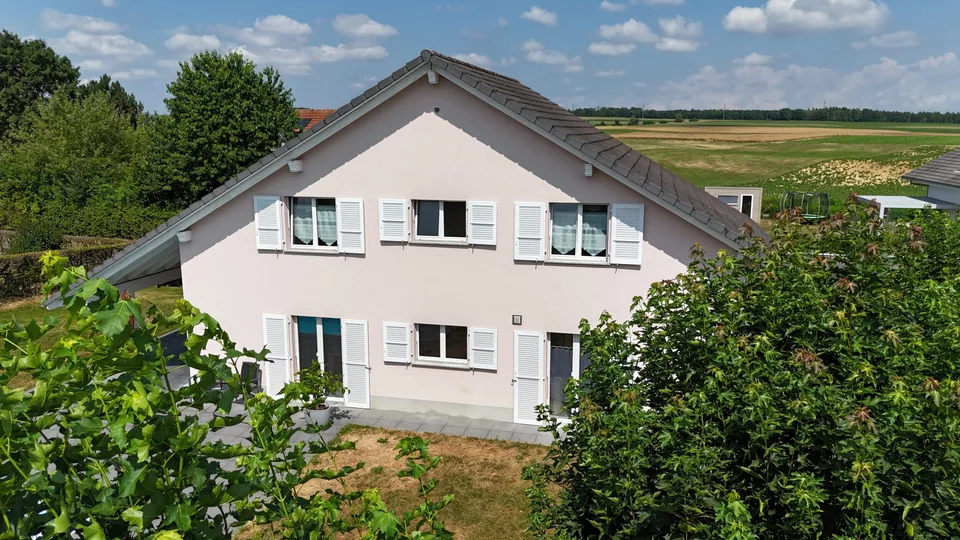 Zu verkaufen in Courgenay 6.5-Zimmer-Haus mit Pool