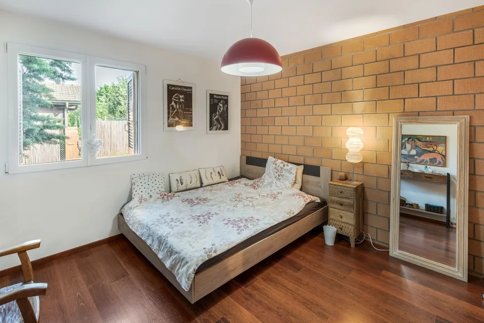 Helle und geräumige Villa mit 6,5 Zimmern – Foto 10 von 13