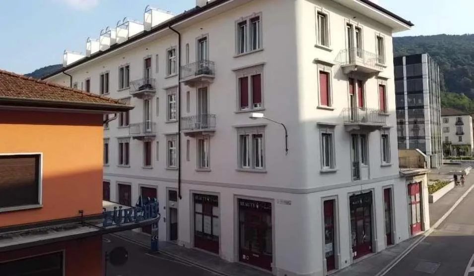 Zu verkaufen Einkommensobjekt im Gebiet Chiasso