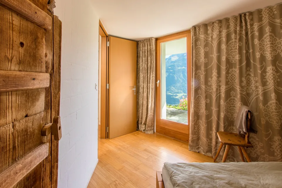 Charmante maison jumelée de 4,5 pièces avec panorama sur les montagnes à Falera – photo 10 sur 30