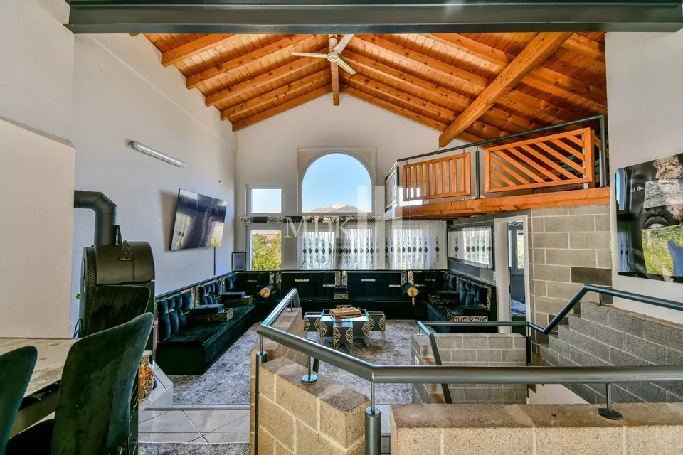 Bellissimo chalet in una zona tranquilla a Choëx