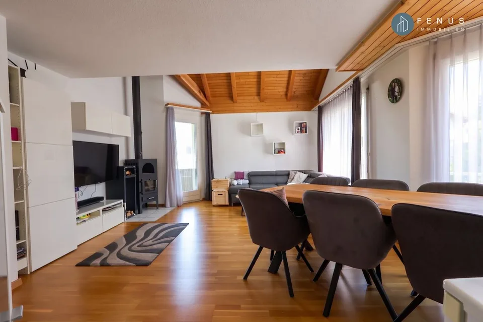 Stylish 4.5-room maisonette apartment