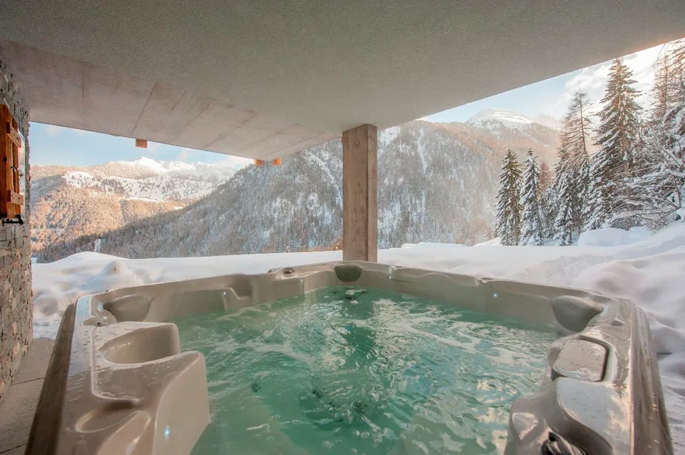 Ampio chalet con cinque camere da letto e vista panoramica – foto 11 di 13