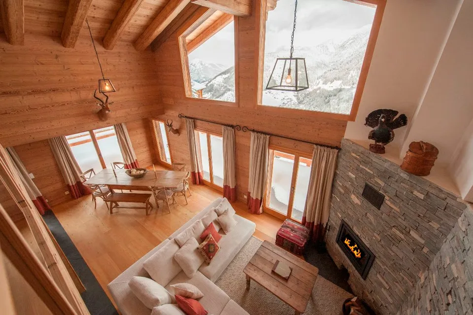 Ampio chalet con cinque camere da letto e vista panoramica – foto 7 di 13