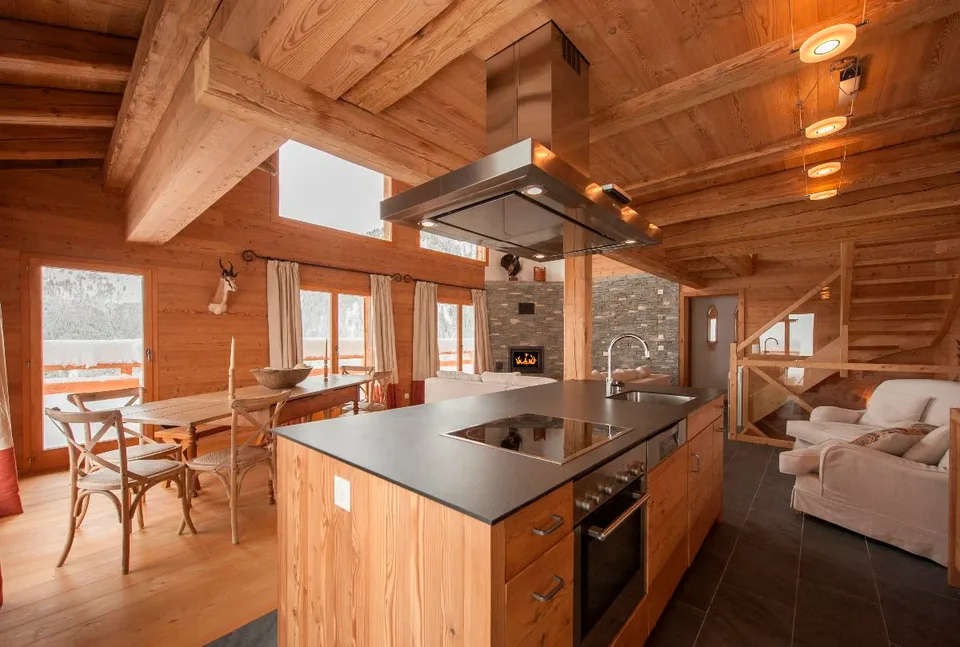 Ampio chalet con cinque camere da letto e vista panoramica – foto 5 di 13
