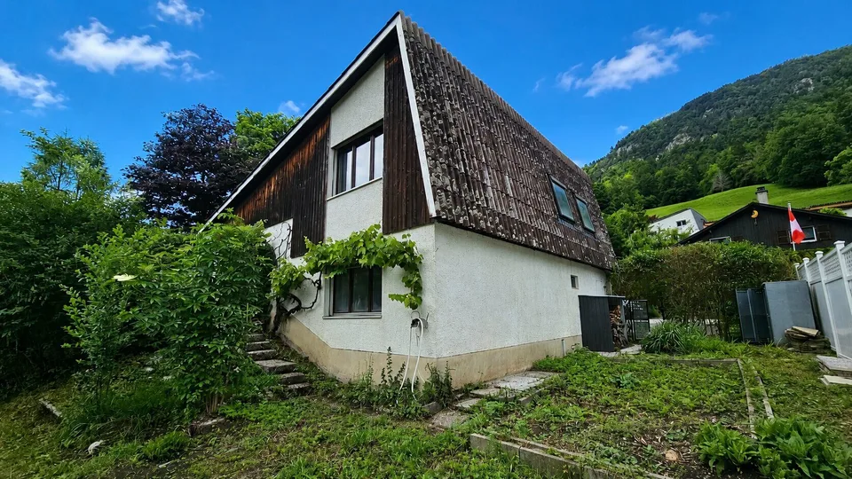 Maison de 6.5 pièces à rénover à Pery-La-Heutte à vendre