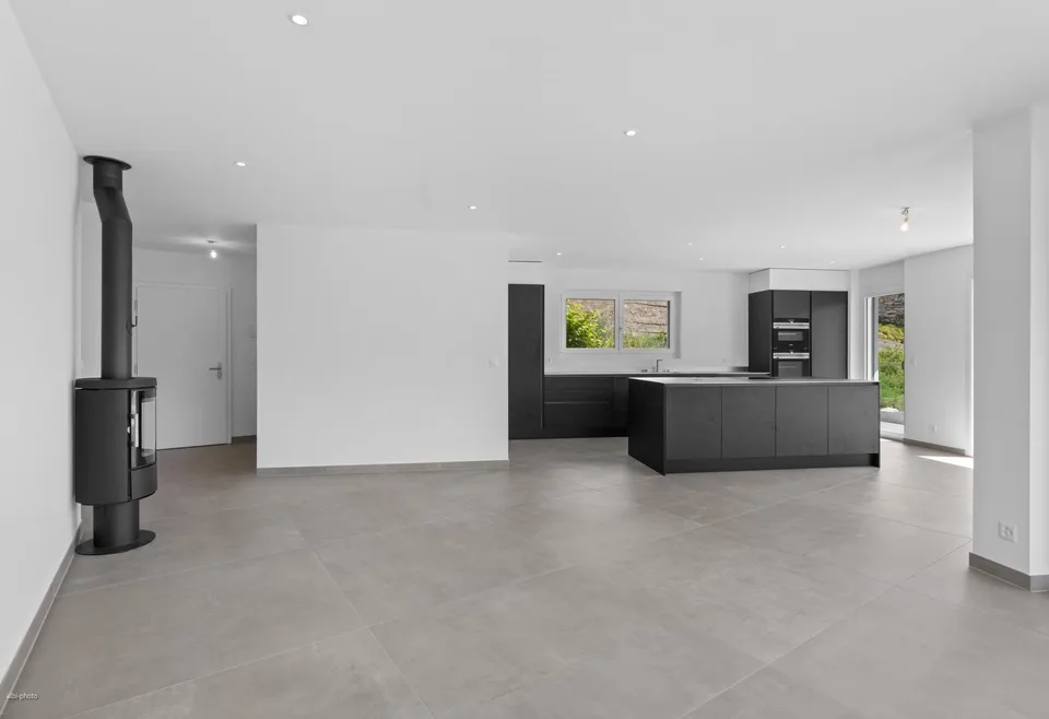 Superbe appartement de 4.5 pièces en rez de jardin à Diolly, Sion