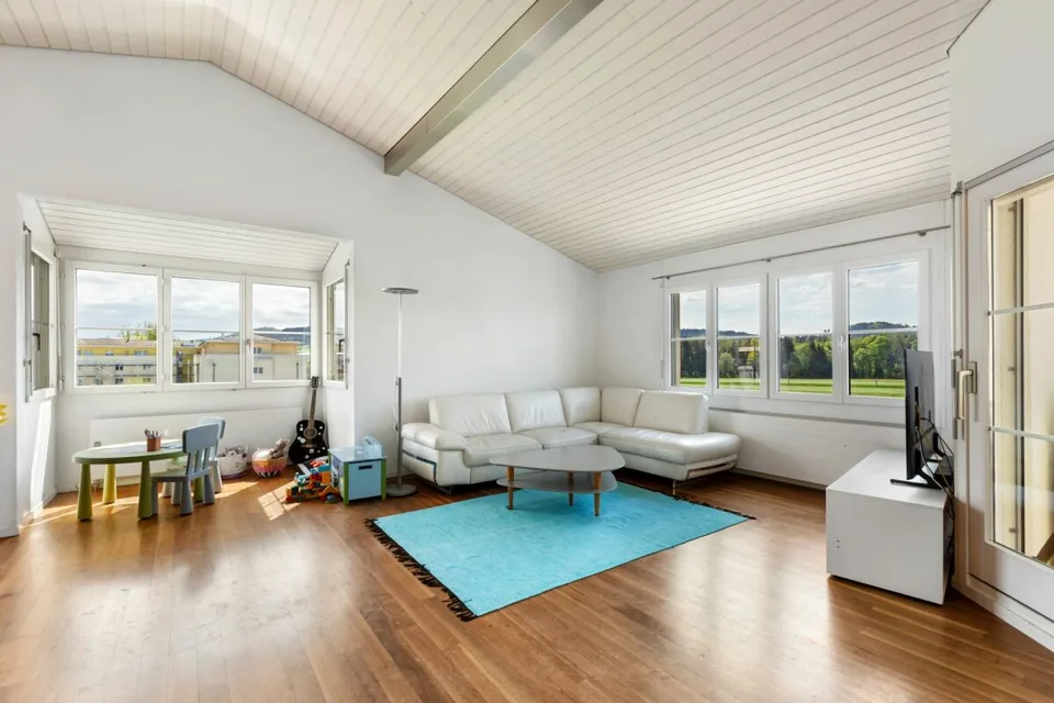 5.5-Zimmer-Maisonettewohnung in familienfreundlicher Lage