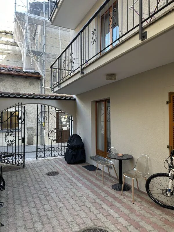 Le Charme d'une Maison Privée au Cœur de Losone