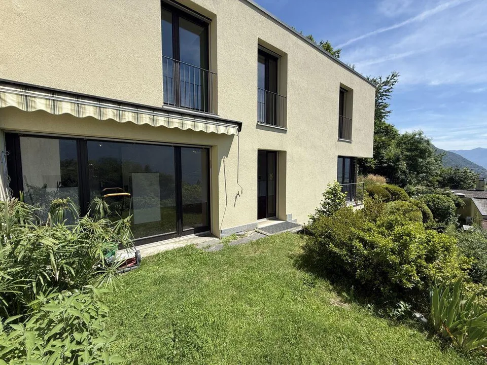 4.5-room single-family house with 1 covered parking space