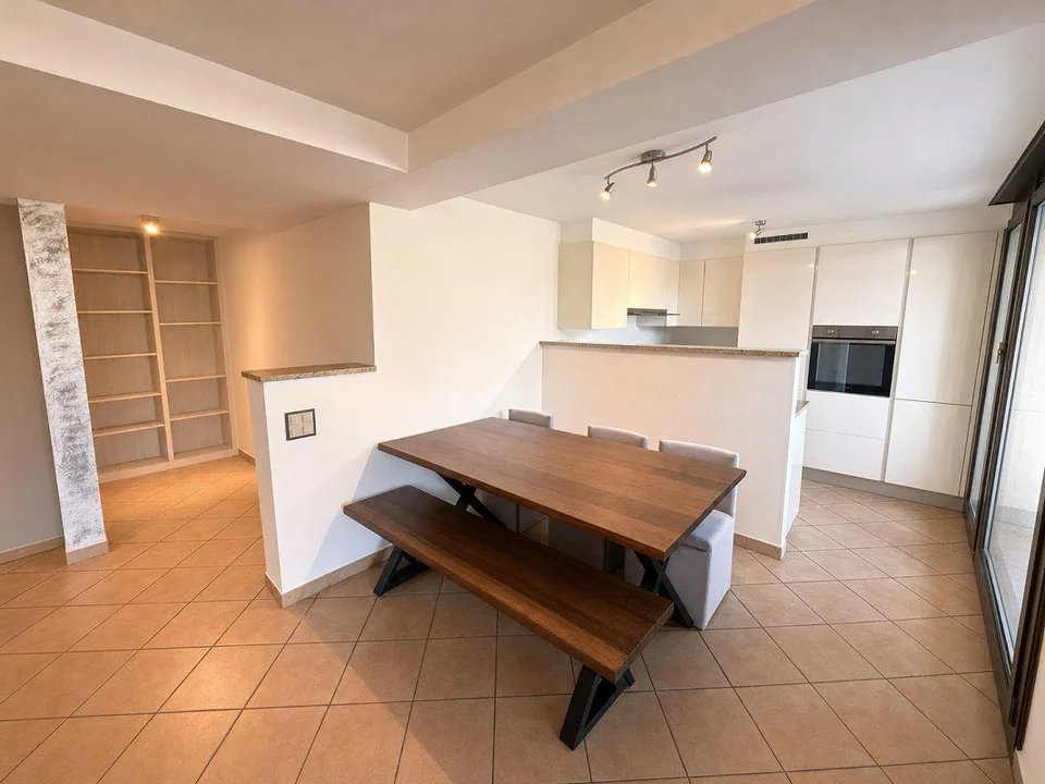 Appartamento di 4,5 locali con giardino privato – foto 6 di 11
