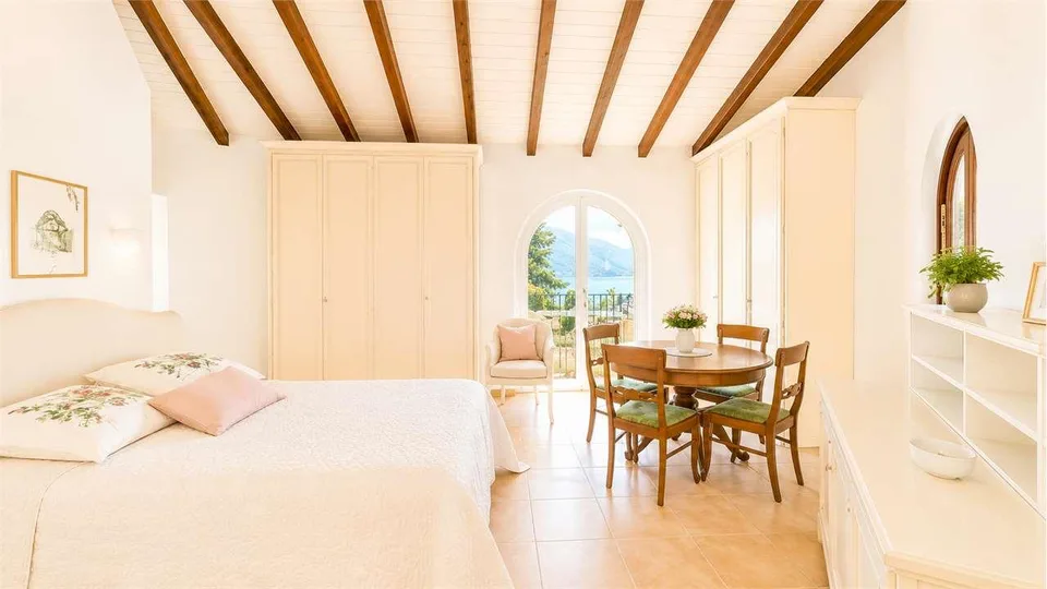 Minusio - Mediterrane Eleganz mit atemberaubendem Seeblick – Foto 9 von 13