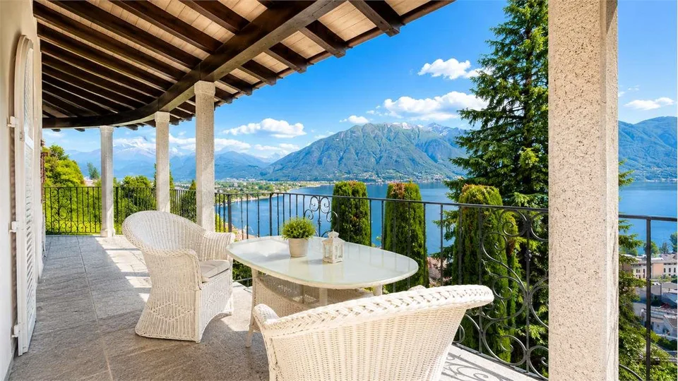 Minusio - Mediterrane Eleganz mit atemberaubendem Seeblick – Foto 11 von 13