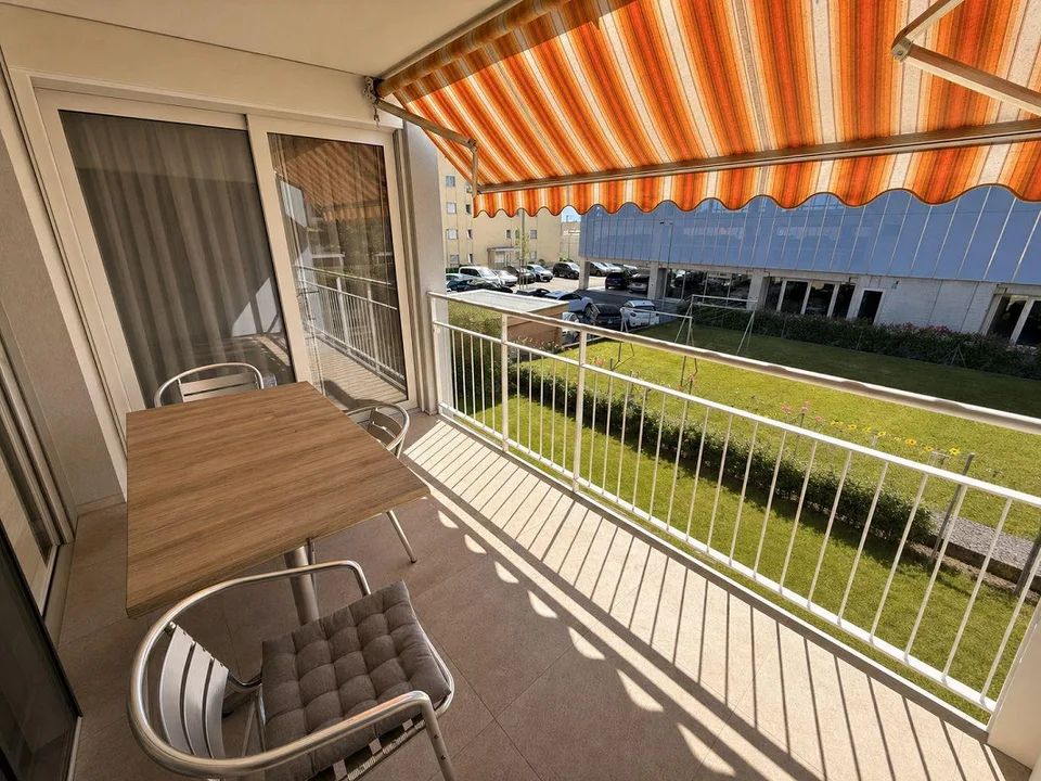 Elegante 4.5 Locali con 2 Terrazze e 3 Posteggi a Gordola – foto 6 di 14